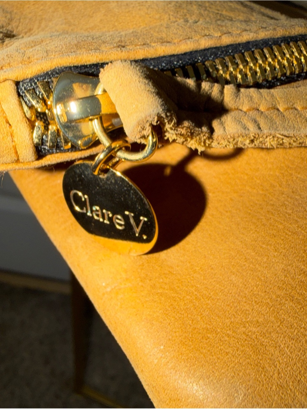 Clare V Tan Leather Toiletry Bag with Black and Cream Racing Stripe - Picture 9 of 11
